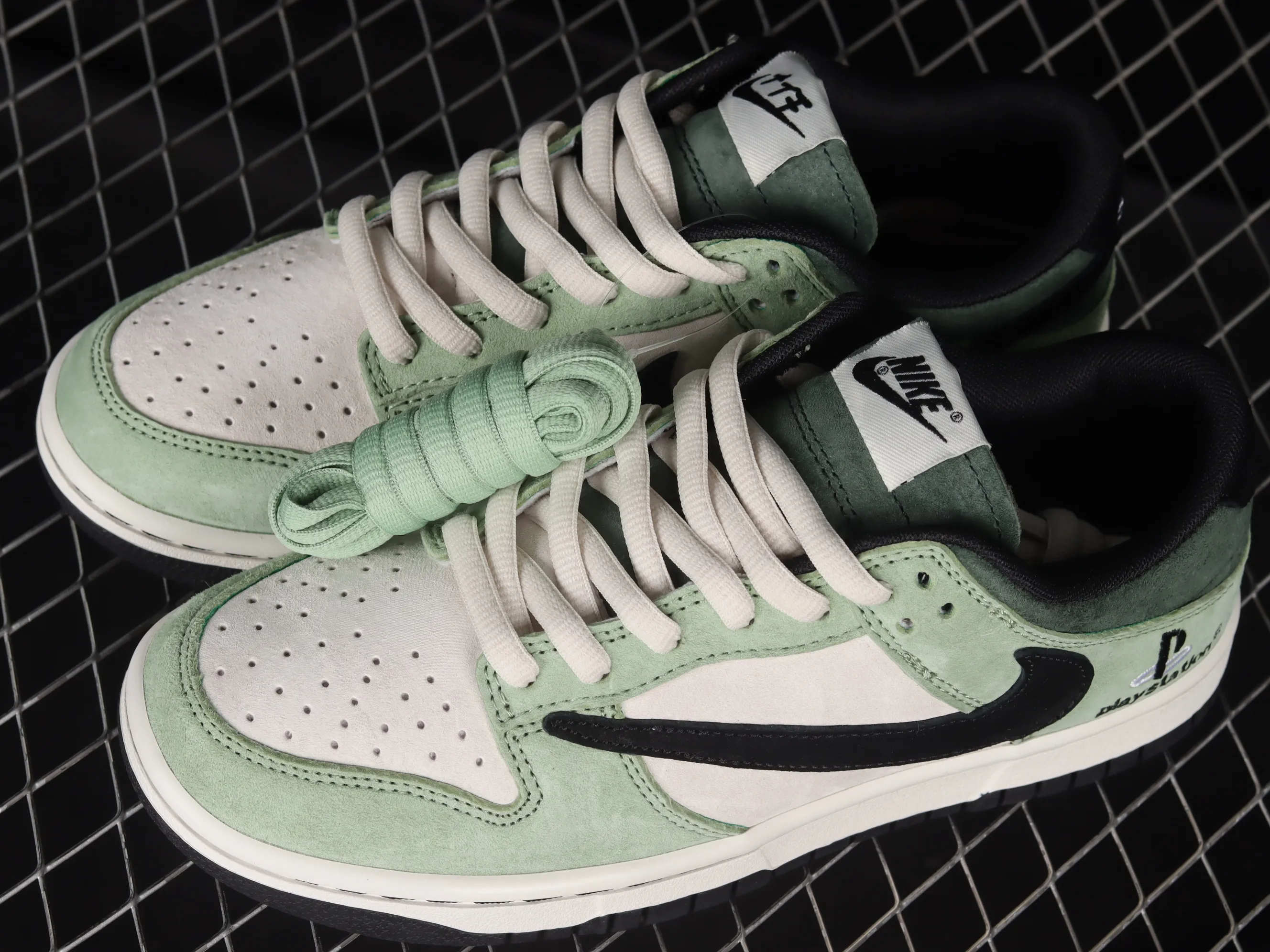 All Categories Nk SB Dunk Series Nk SB Dunk Low Low-top sneakers Nk SB Dunk Low Qatar World Cup themed SB low-top sports and leisure sneakers CU1726-777